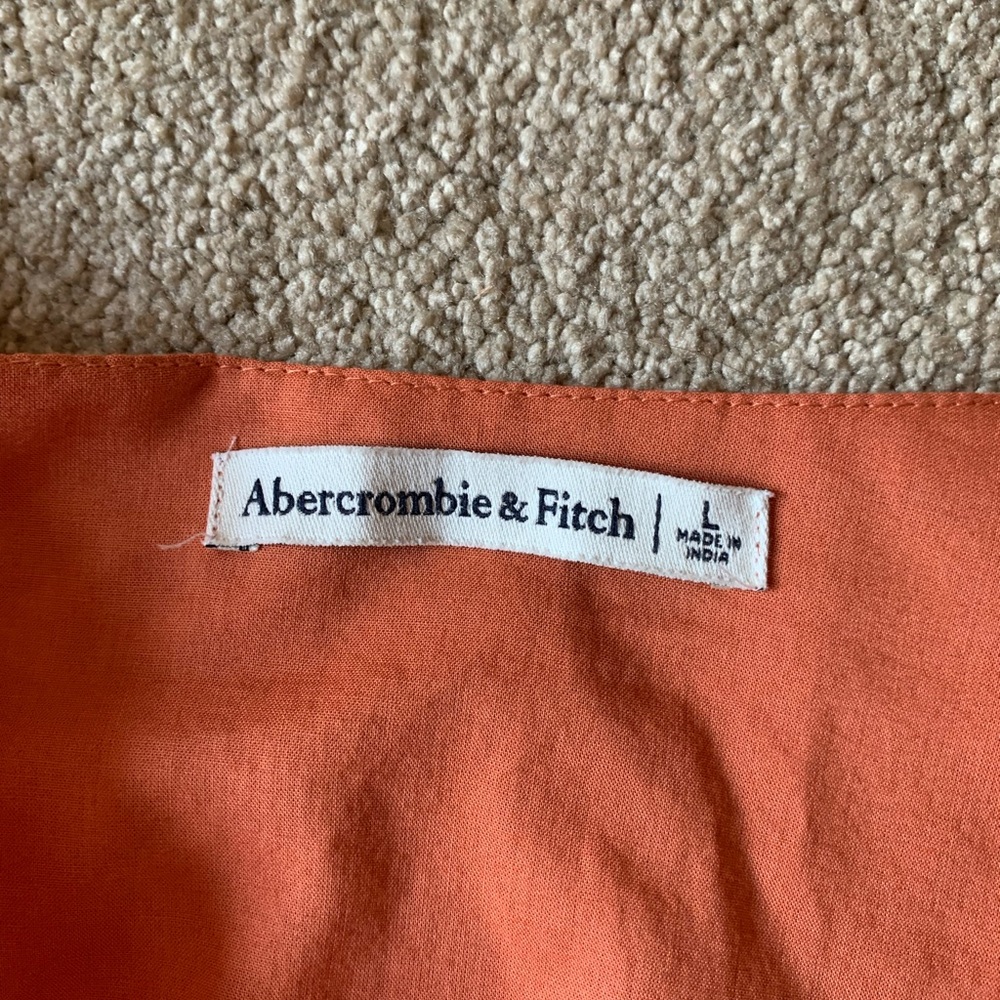 Abercrombie and Fitch Flutter Sleeve Smocked Waist Top in Coral Print L - Picture 5 of 5